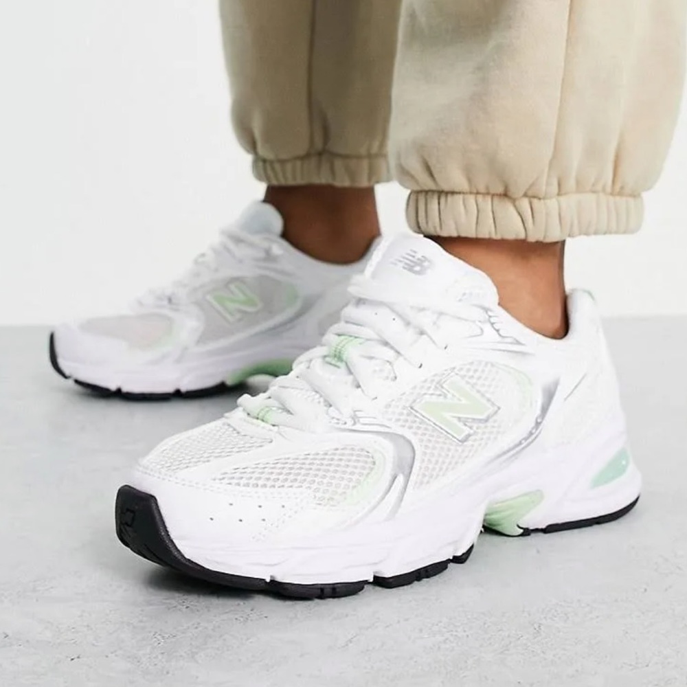 New Balance 530s
